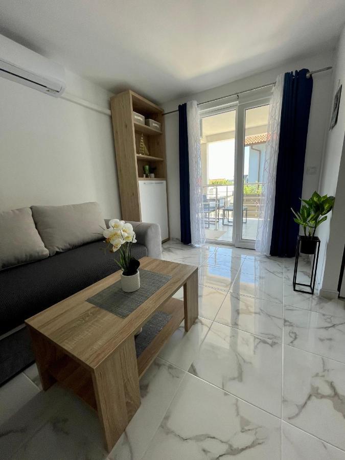Seascape - Relaxing Beach Home, Steps From The Water! Bilice Exterior foto
